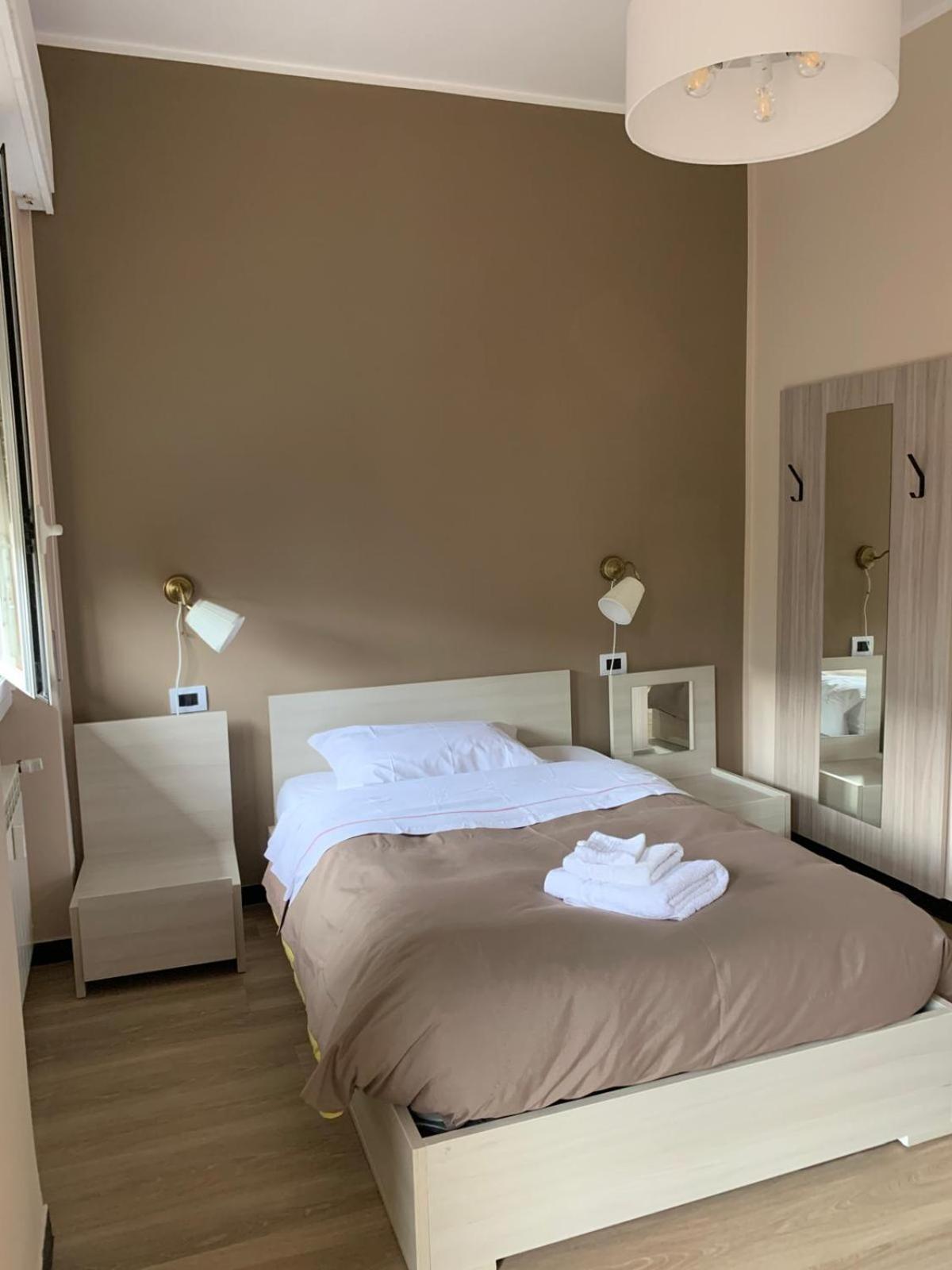 Albergo Locanda Diana Genua Exteriör bild