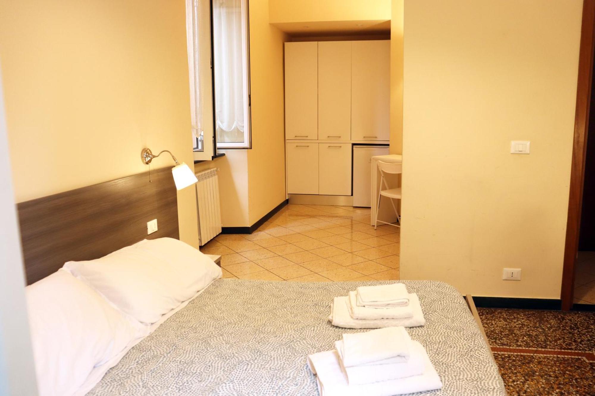 Albergo Locanda Diana Genua Exteriör bild