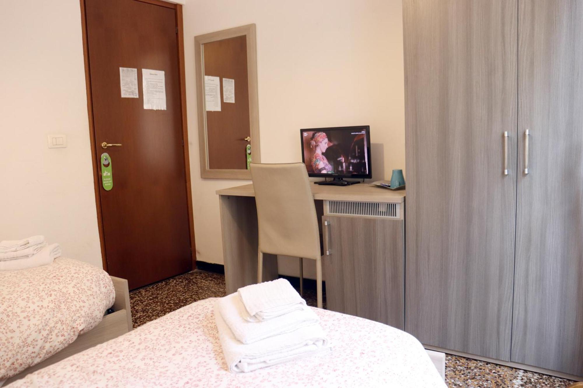 Albergo Locanda Diana Genua Exteriör bild